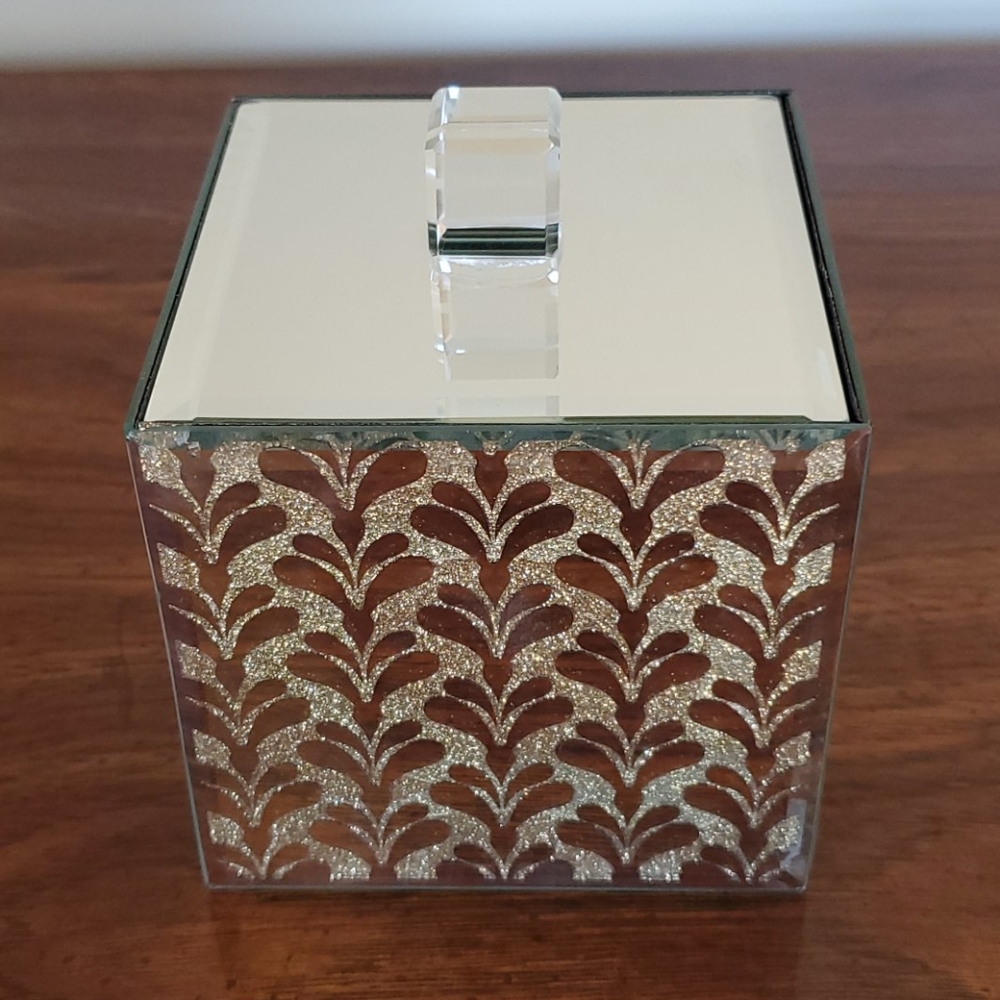 MIRRORED AND GOLD BOX